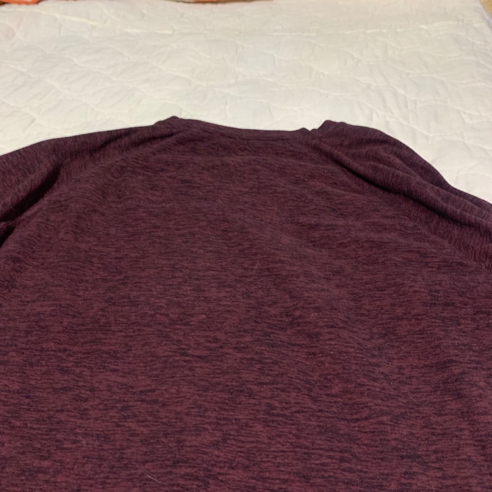 LONG SLEEVED PULL OVER - Picture 3 of 4
